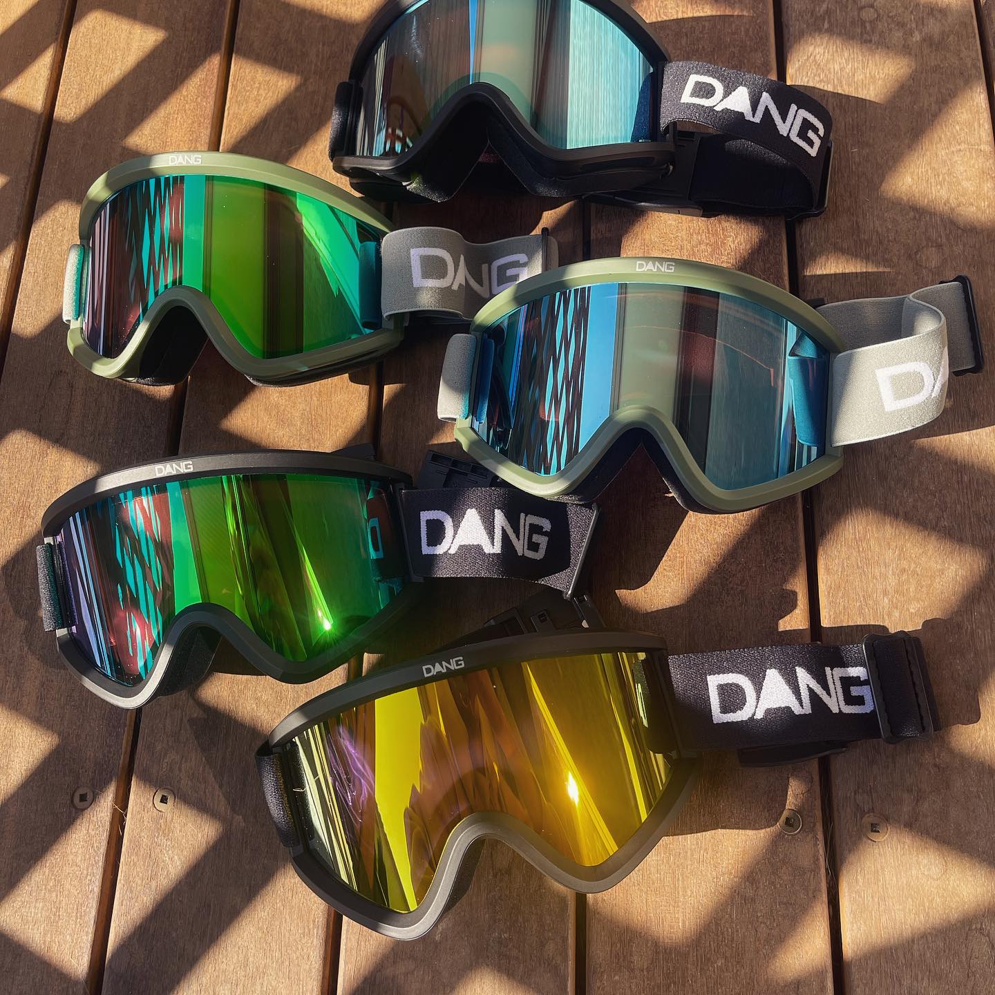 DANG SNOW New ORIGINAL Matt Black Frame x High Contrast New Green Mirr –  DANG SHADES JP